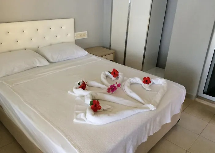 Pine Boutique 2* Turunç