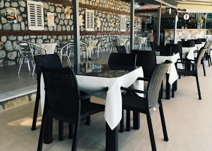 Otel Pine Boutique 2*