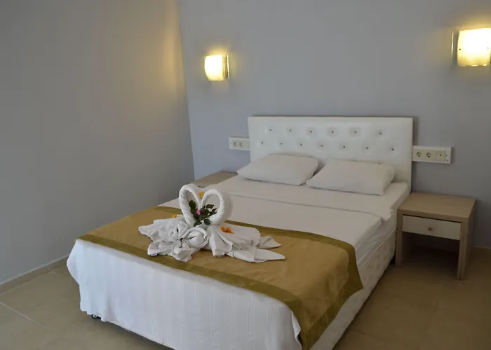 Pine Boutique 2* Turunç