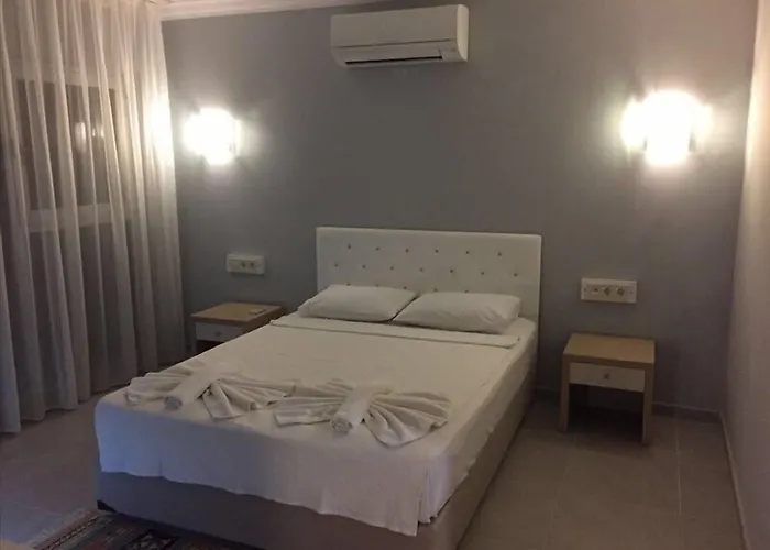 Otel Pine Boutique 2*